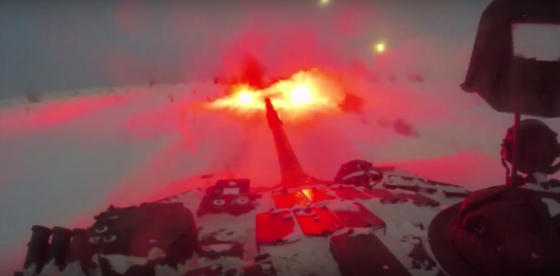 ПОГЛЕДАЈТЕ: Руски војници демонстрирају ноћну борбу (ВИДЕО)